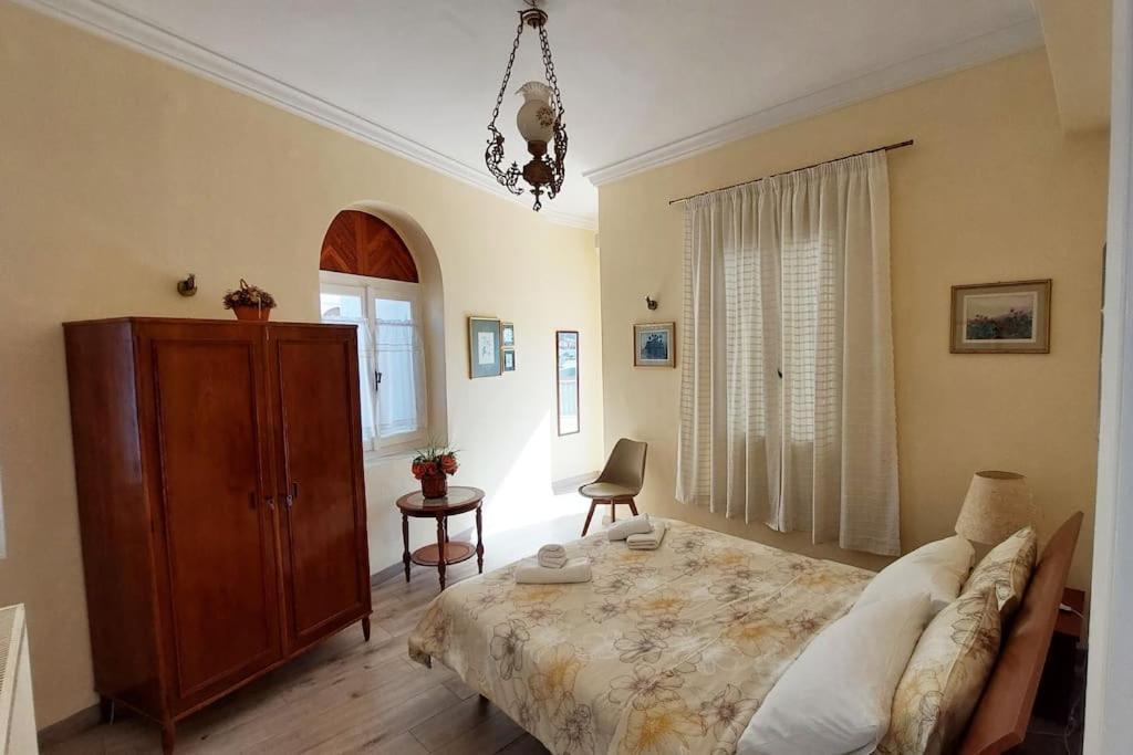 Villa Elea 托隆 外观 照片